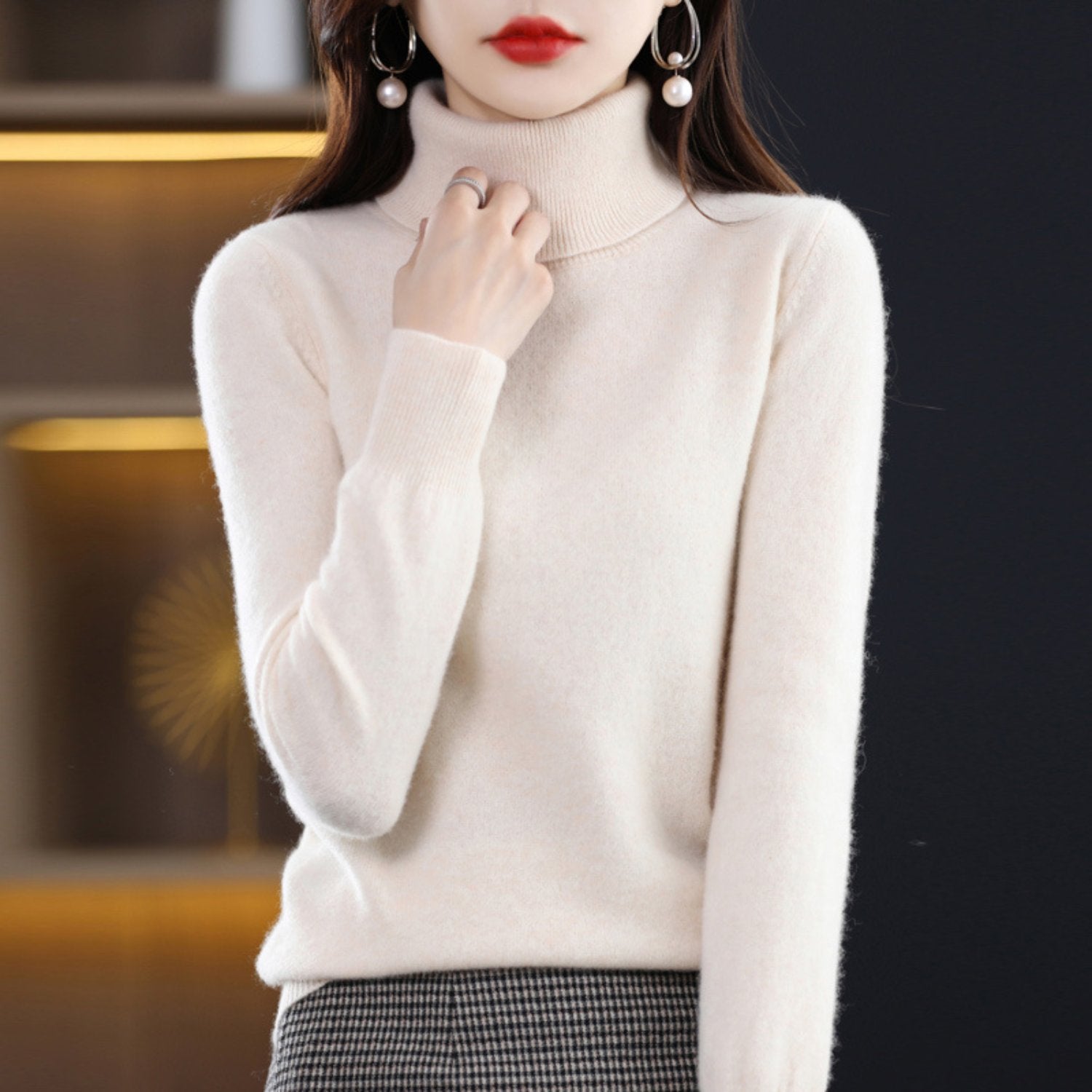 Women's Slim Cashmere Wool Roll Neck Jumper - Cream