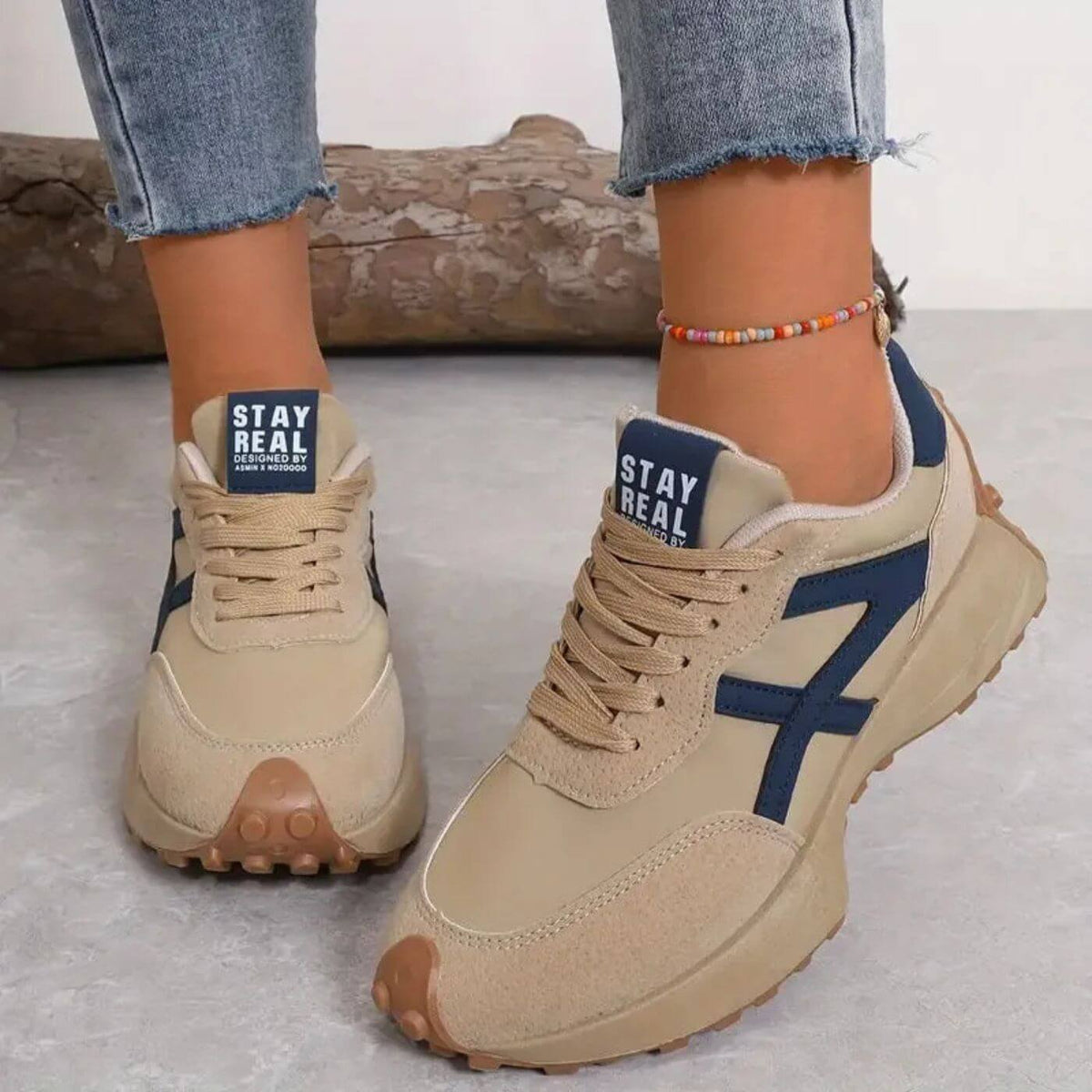 Women's Platform Lace-Up Leather Trainers - Beige